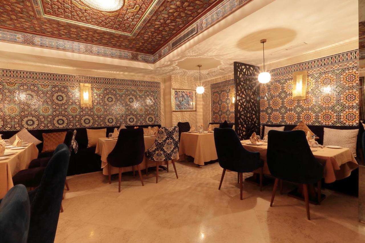 Le Palace D'Anfa Касабланка Экстерьер фото Restaurant in the hotel